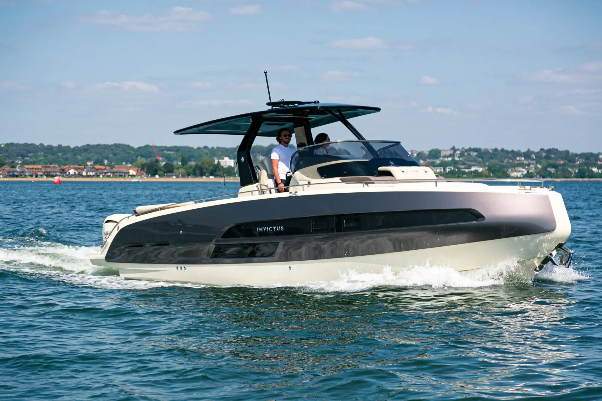 Priory Wareham X The Boat Club - Blue Mist Invictus Yacht GT320s